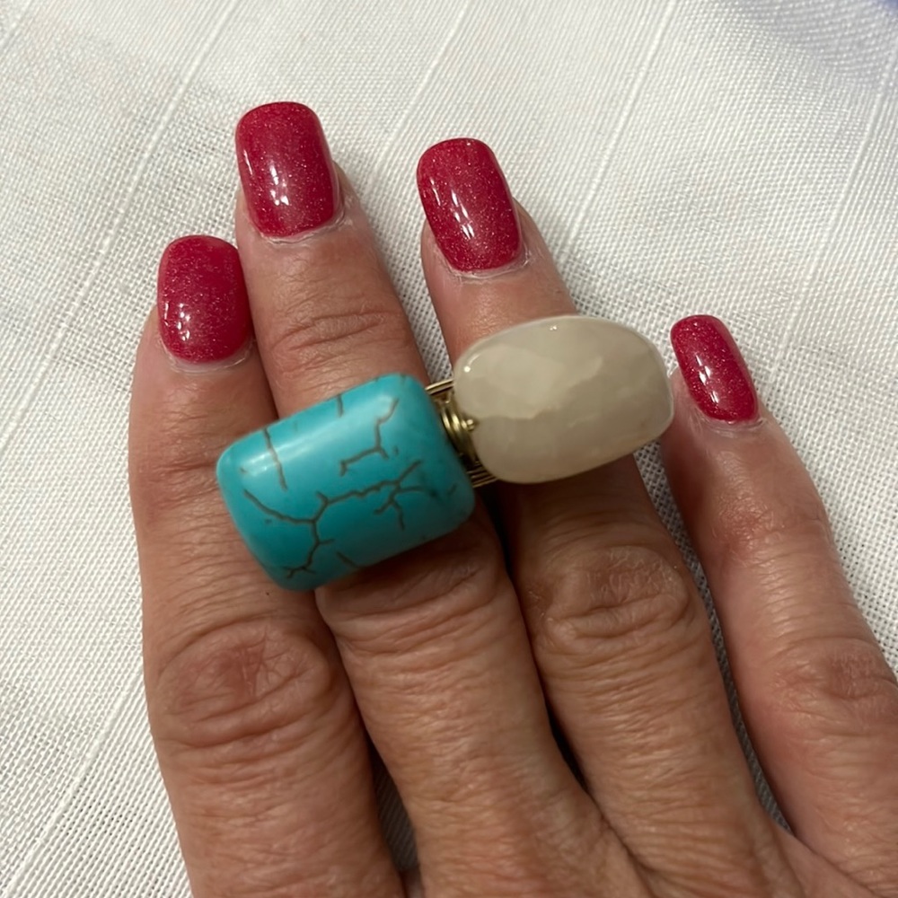 Charming Charlie faux turquoise and faux quartz double ring